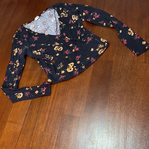 Garage floral long sleeves top - Picture 10 of 13